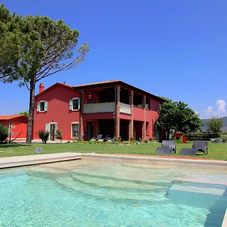 Big Holiday In Grosseto With Swimming Pool Bagno Roselle
