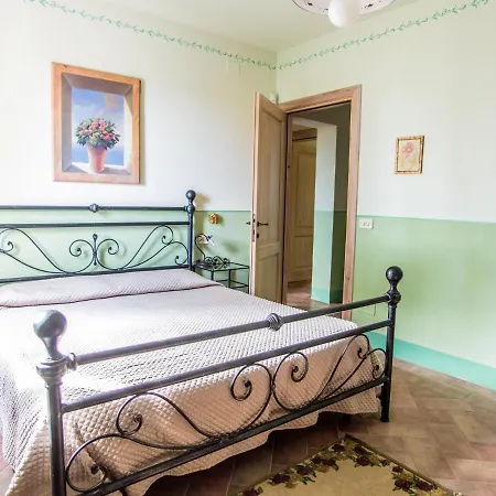 Вилла Big Holiday In Grosseto With Swimming Pool